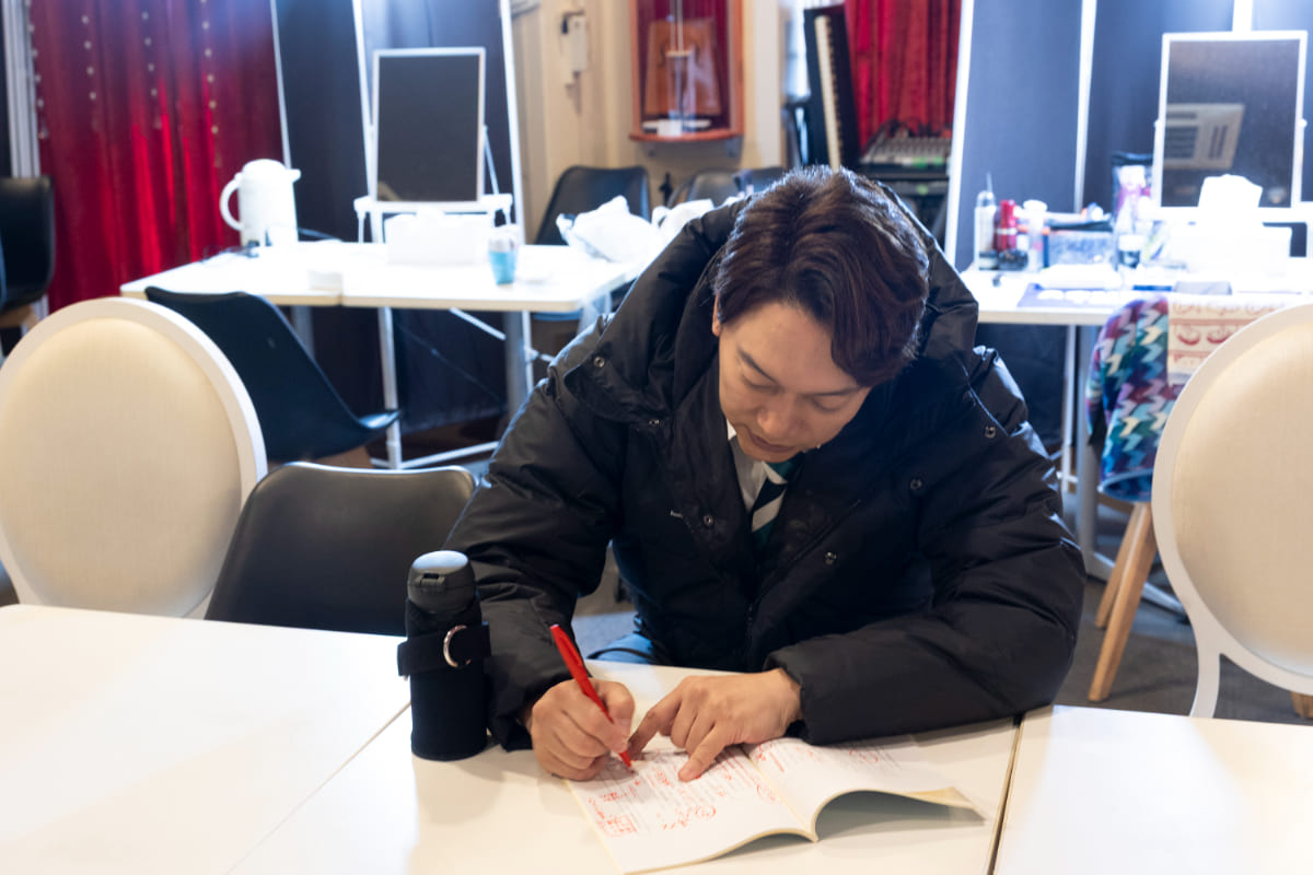 香取慎吾主演『日本一の最低男』舞台裏密着！『Hello Again